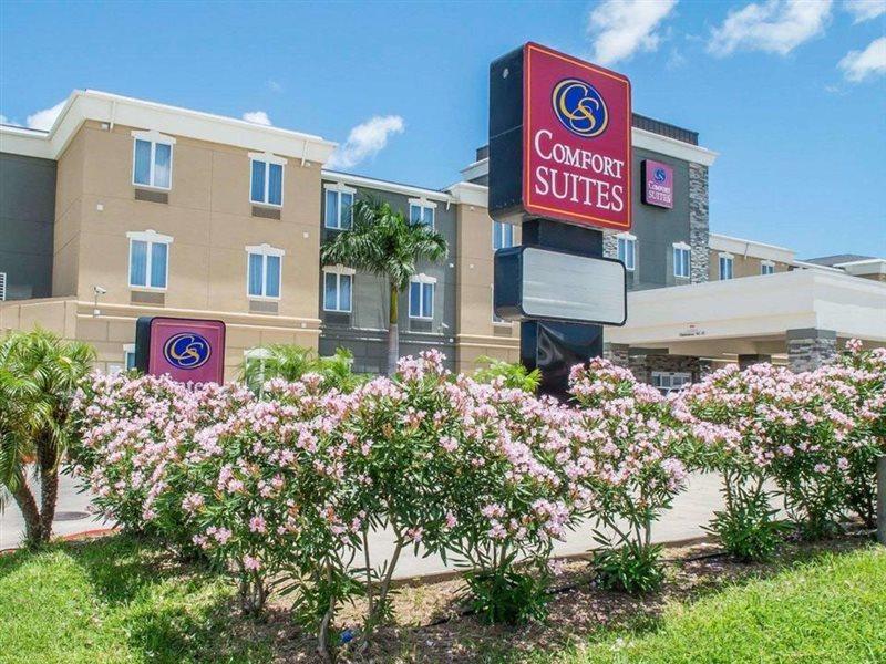 Comfort Suites Near Texas A&M - Corpus Christi Exterior photo