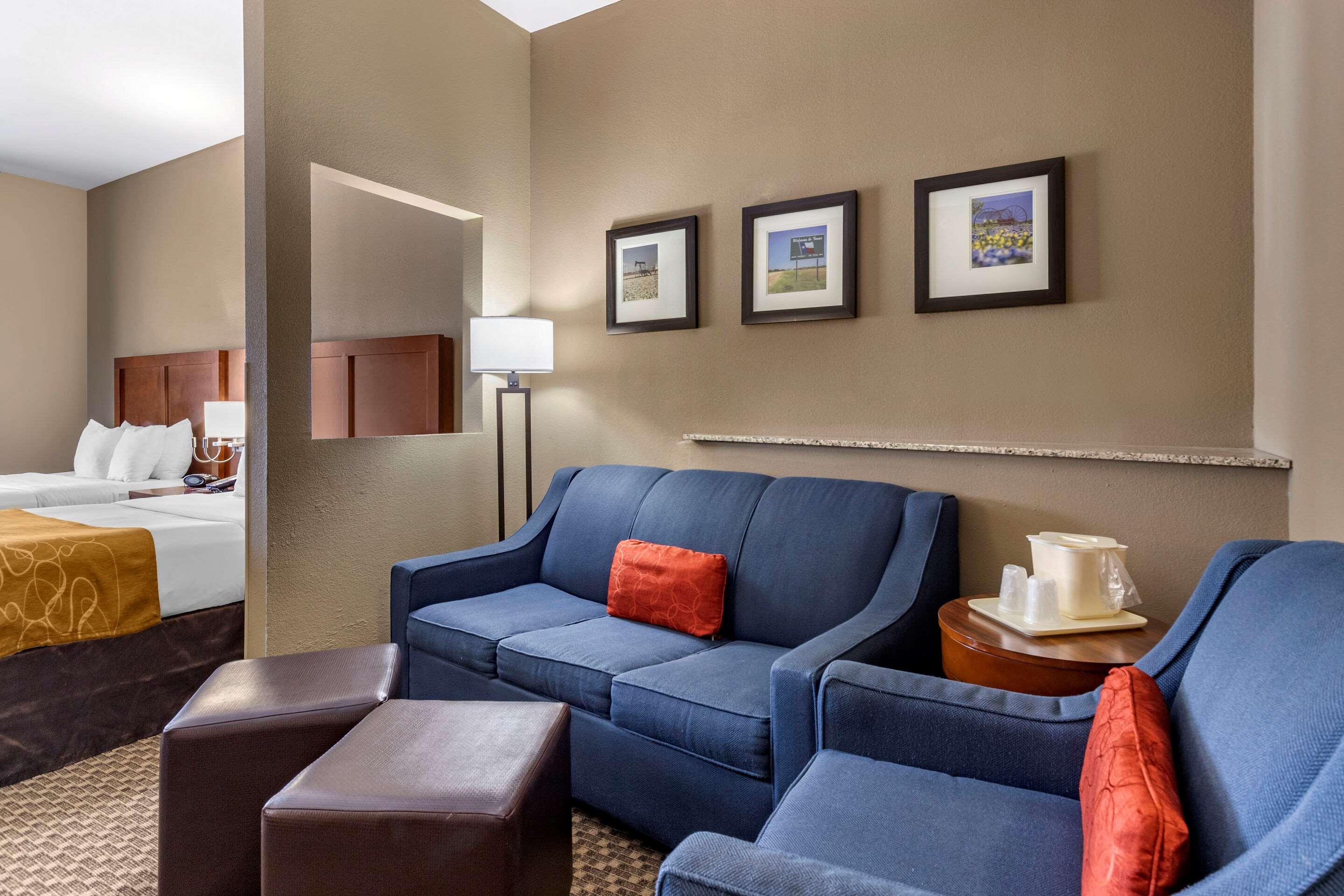 Comfort Suites Near Texas A&M - Corpus Christi Exterior photo