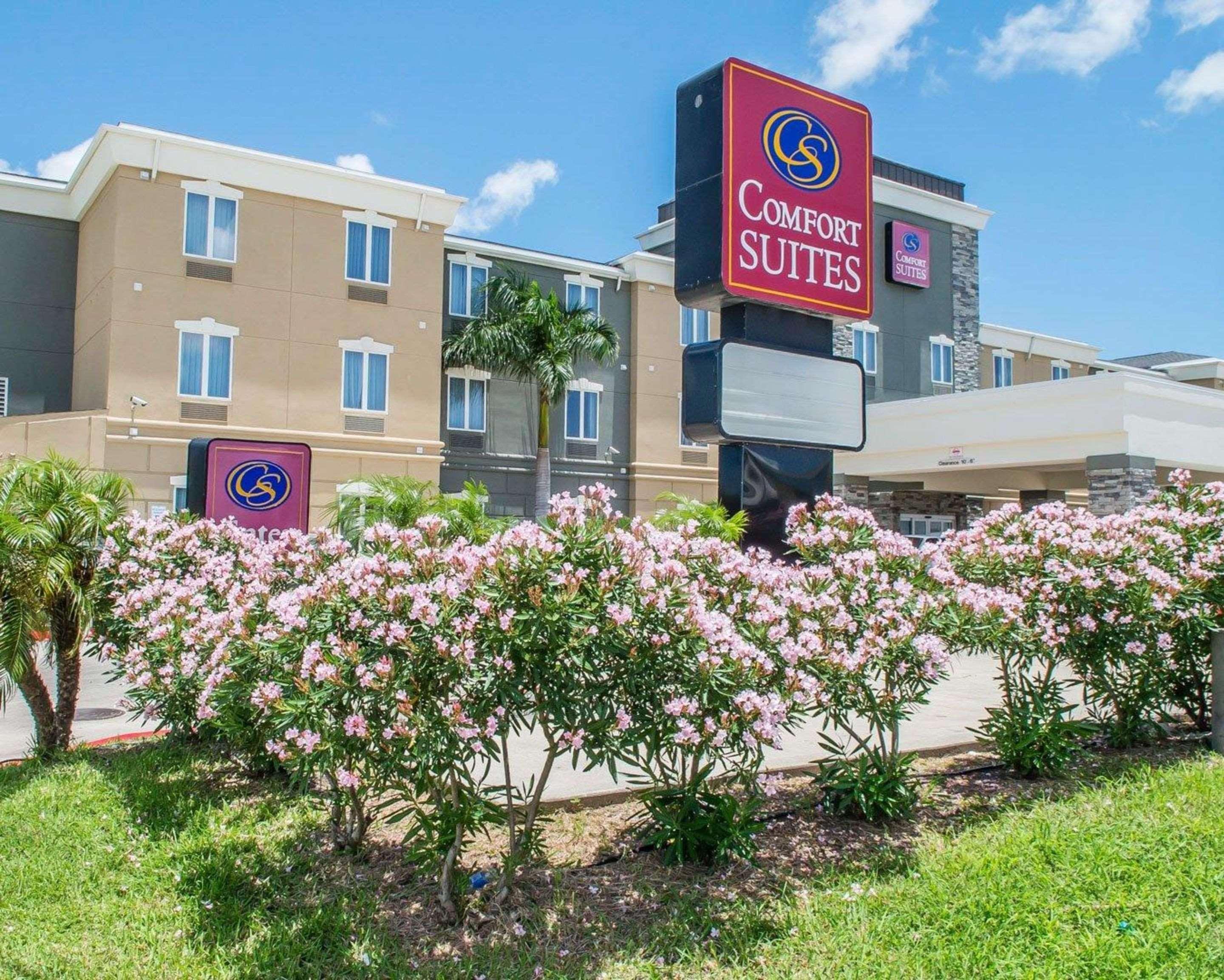 Comfort Suites Near Texas A&M - Corpus Christi Exterior photo