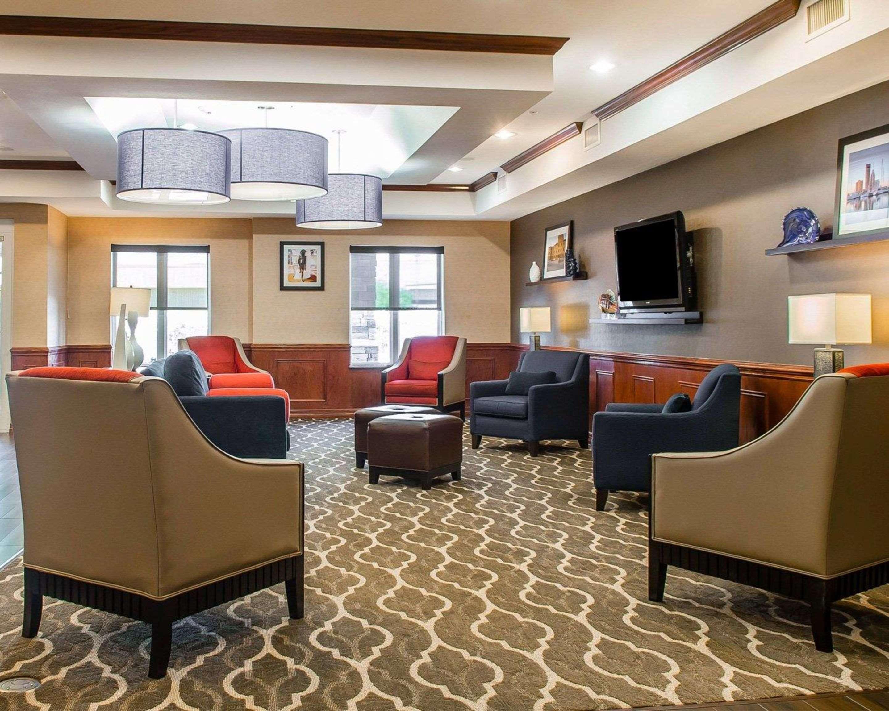 Comfort Suites Near Texas A&M - Corpus Christi Exterior photo
