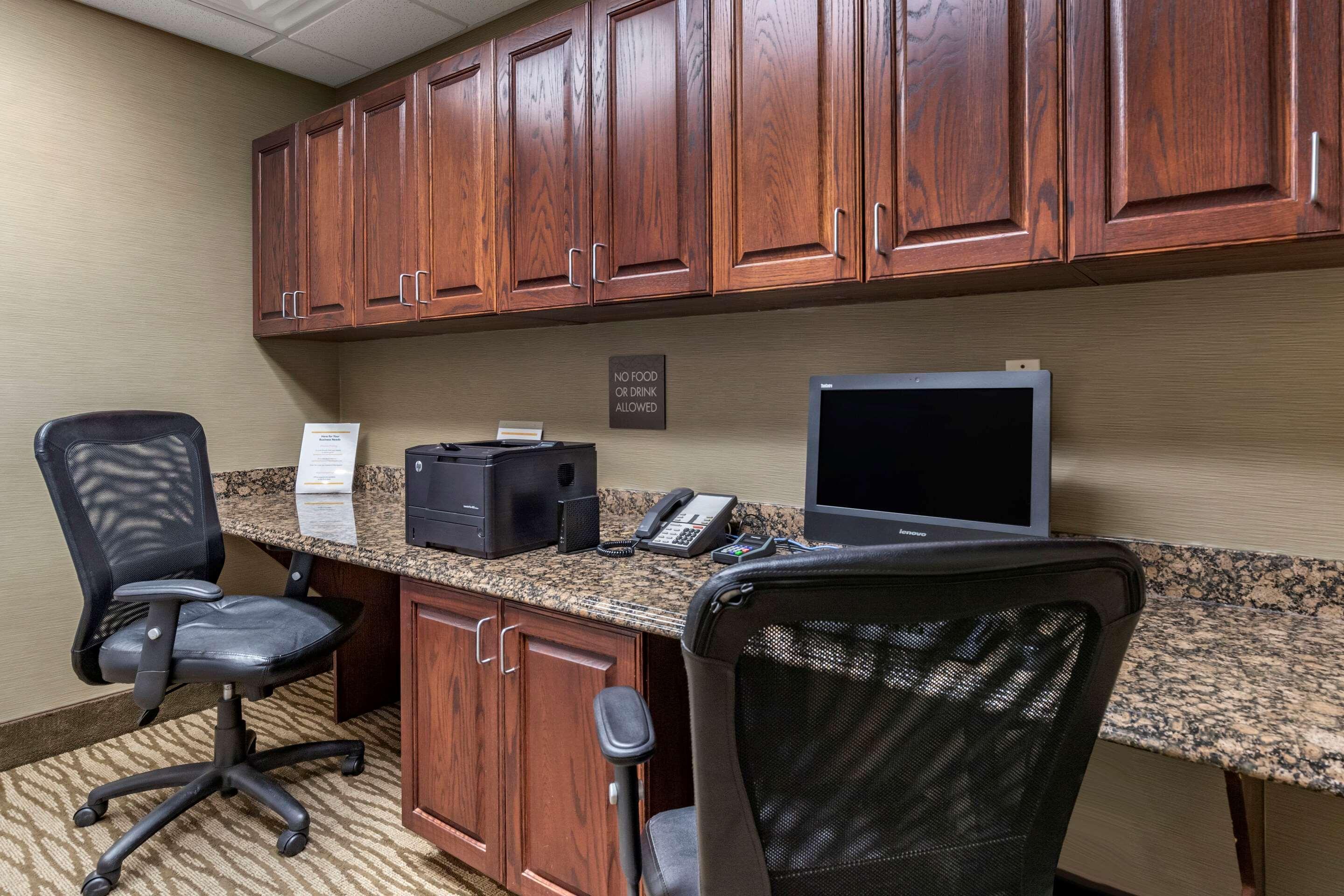 Comfort Suites Near Texas A&M - Corpus Christi Exterior photo